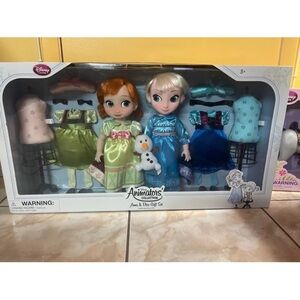 Anna and Elsa giftset animation